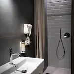 Hostelò - Luxury *