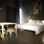 Ostello Hostelò - Luxury Palermo