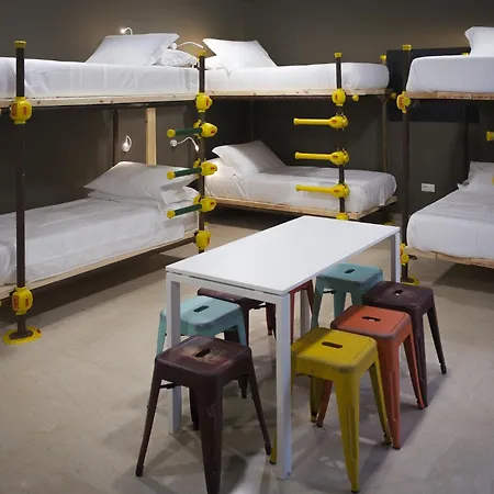 Hostelo - Luxury Vandrarhem Palermo
