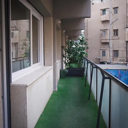 Hostelo - Luxury Hostal