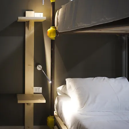 Hostelo - Luxury Hostal Palermo