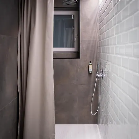 Hostelo - Luxury Hostal Palermo
