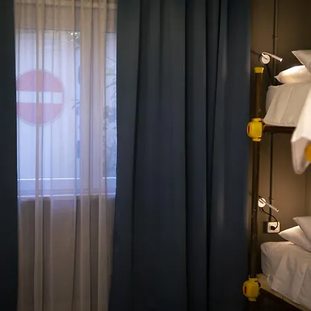 Hostelo - Luxury Hostel *