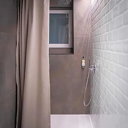 بيت شباب Hostelo - Luxury باليرمو
