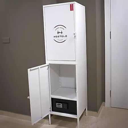 Hostelo - Luxury بيت شباب