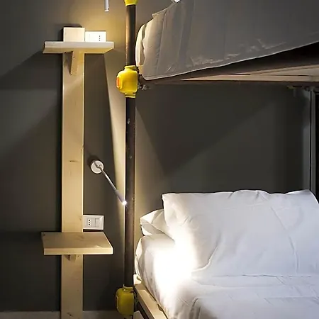 Hostelo - Luxury بيت شباب