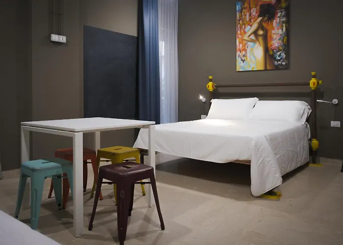 Hostelo - Luxury *