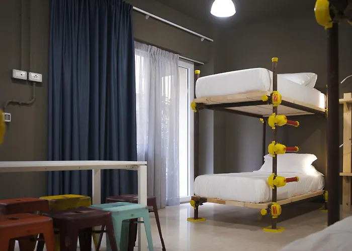 Hostelo - Luxury *