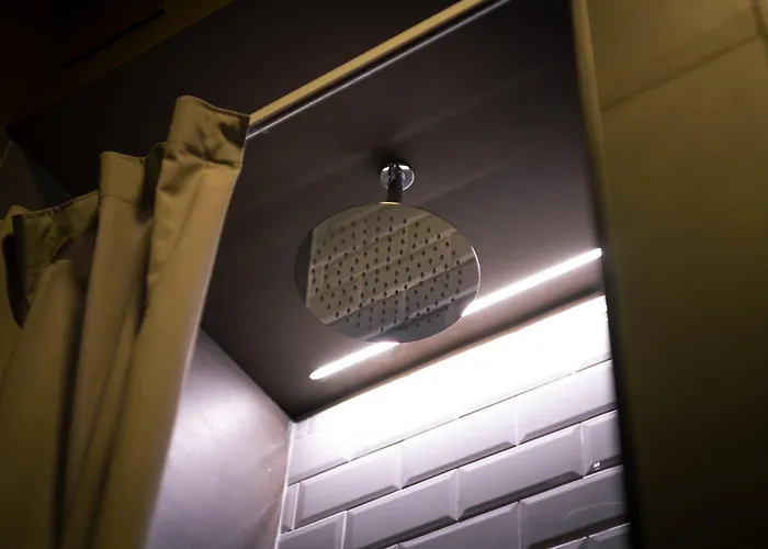 Hostelo - Luxury Hostal