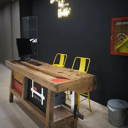 Hostelo - Luxury ホステル *