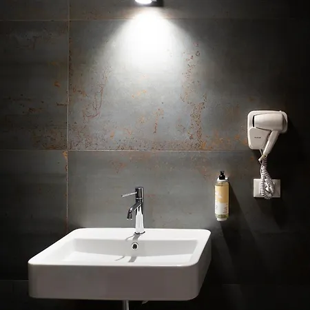 Hostelò - Luxury Ostello